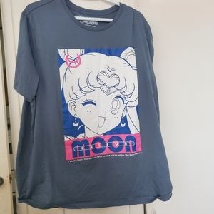 Sailor moon size XXL sailor moon graphic tee